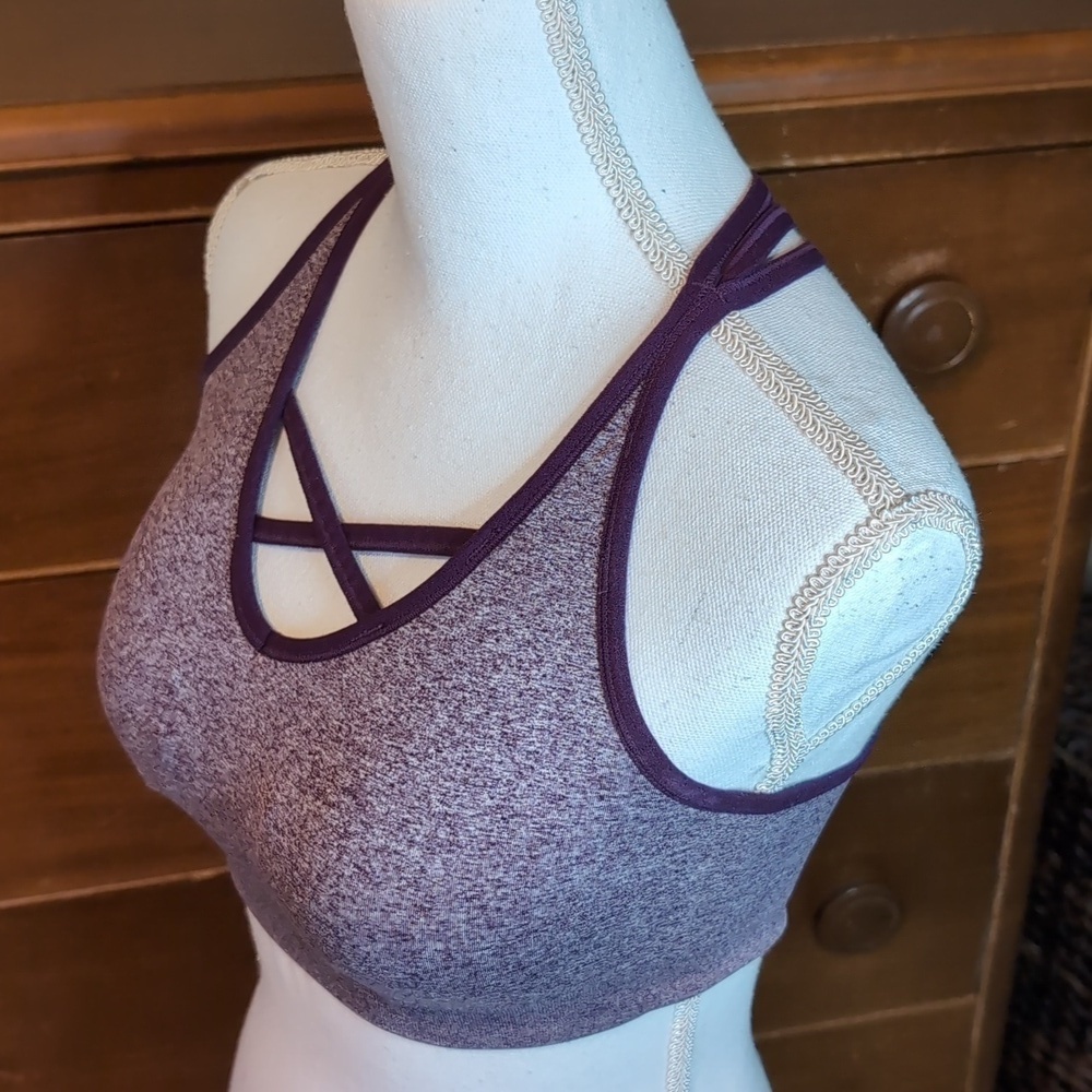 Reebok Strappy Sports Bra Size Medium